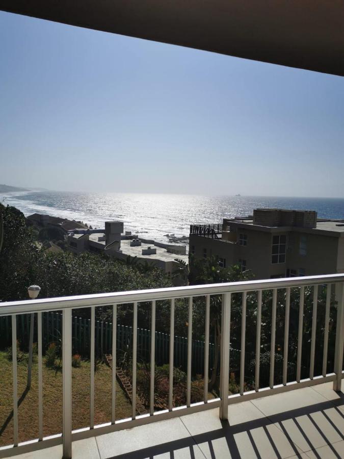 84 Camarque Umdloti Beach エクステリア 写真